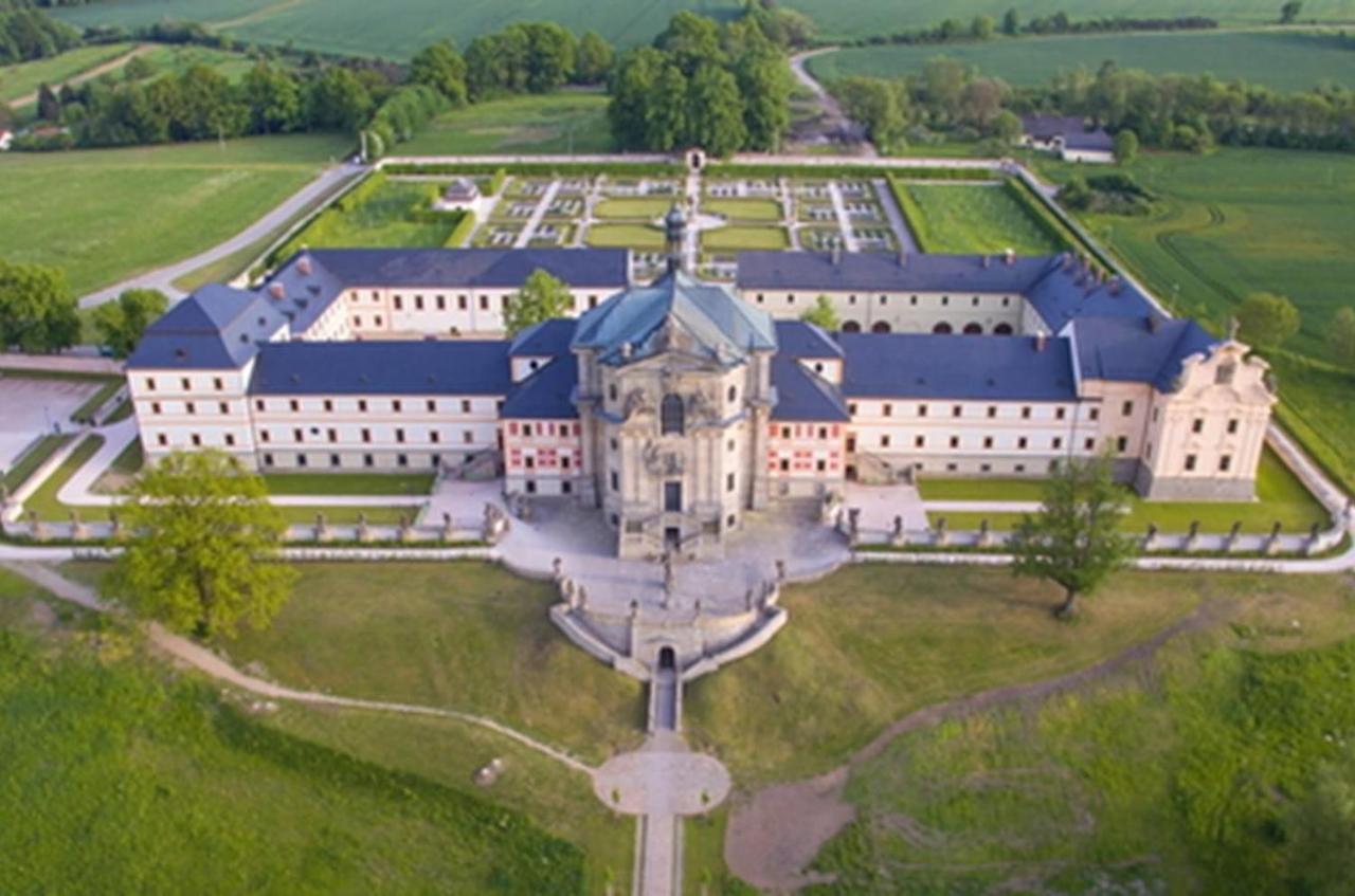 Droom B&B Cermna Eksteriør billede